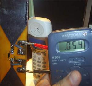 Индикатор электромагнитного поля (детектор жучков)